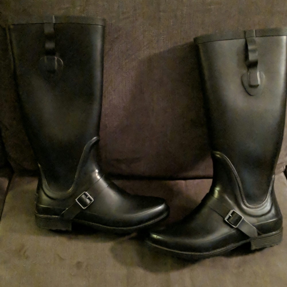 L. L. Bean Wellies black rain boots sz 8